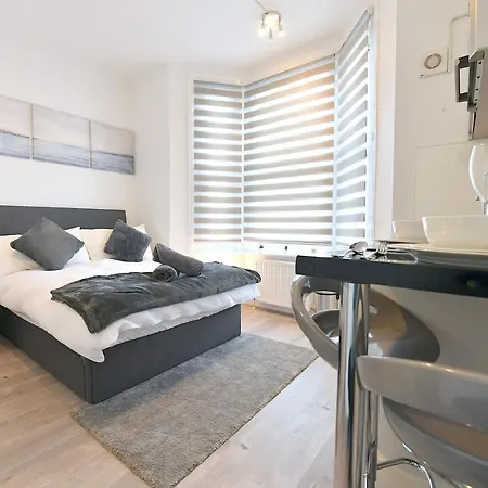 Central London Luxury Studios Fulham Close To Underground Newly Refurbished Exterior photo