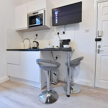 Central London Luxury Studios Fulham Close To Underground Newly Refurbished Exterior photo
