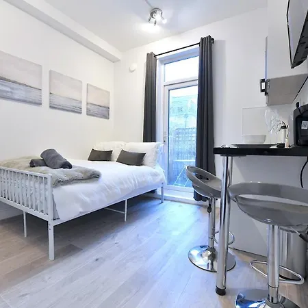 Central London Luxury Studios Fulham Close To Underground Newly Refurbished Exterior photo