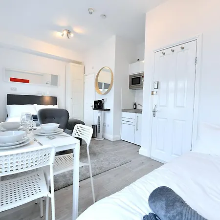Central London Luxury Studios Fulham Close To Underground Newly Refurbished Exterior photo