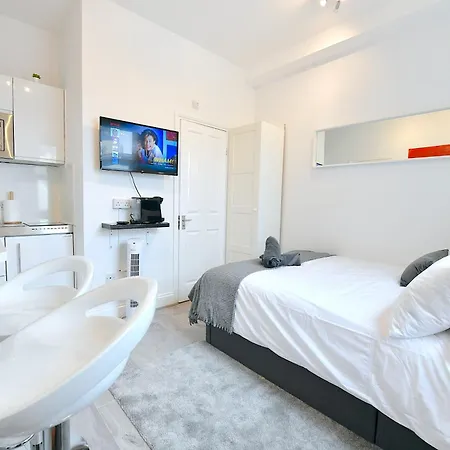 Central London Luxury Studios Fulham Close To Underground Newly Refurbished Exterior photo