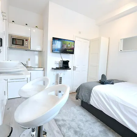 Central London Luxury Studios Fulham Close To Underground Newly Refurbished Exterior photo