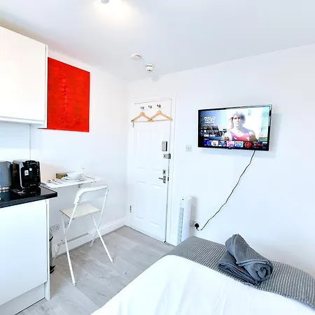 Central London Luxury Studios Fulham Close To Underground Newly Refurbished Exterior photo