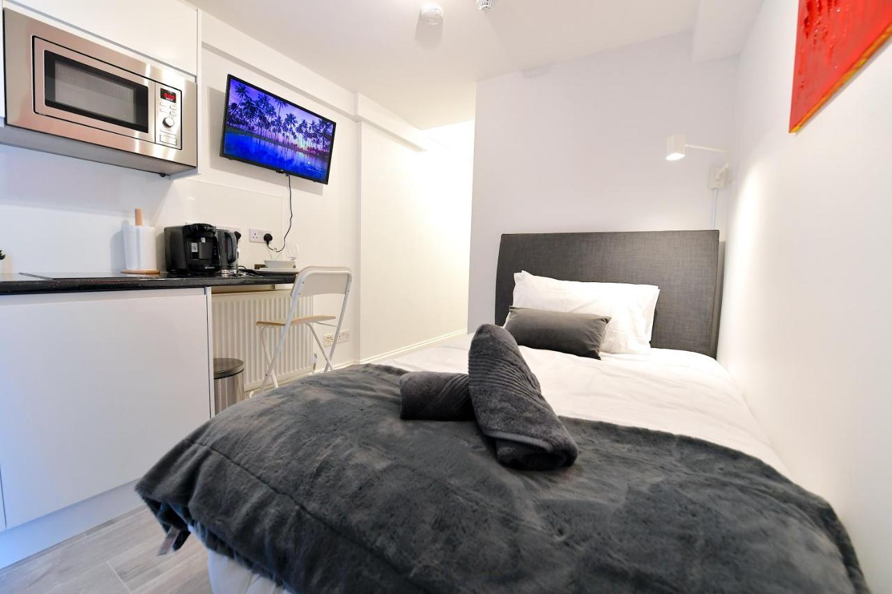Luxury Fulham Close To Underground Newly Refurbished Apartment London