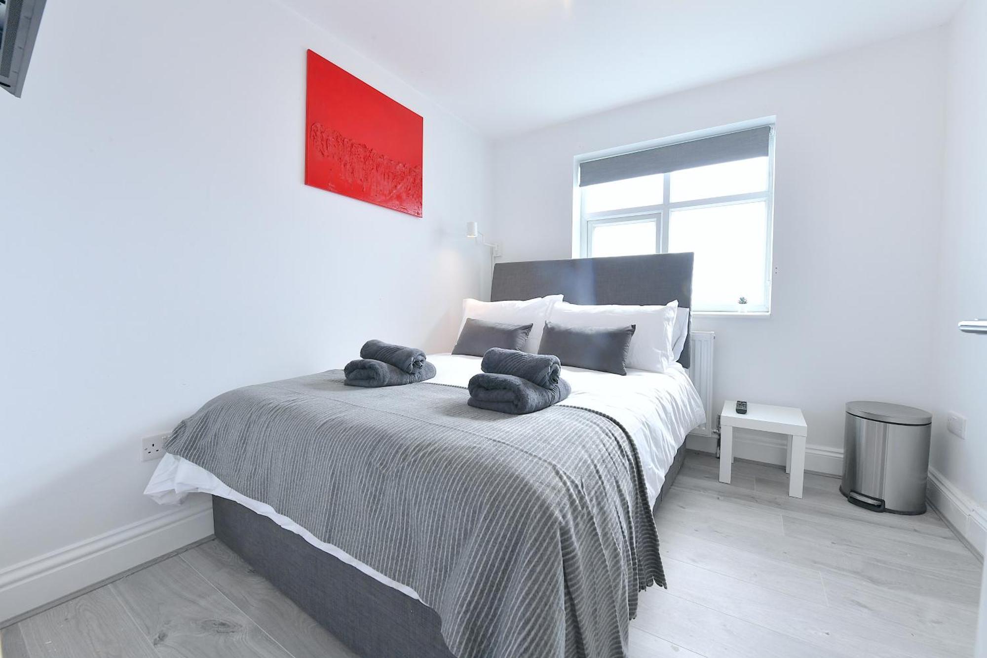 Luxury Fulham Close To Underground Newly Refurbished Apartment