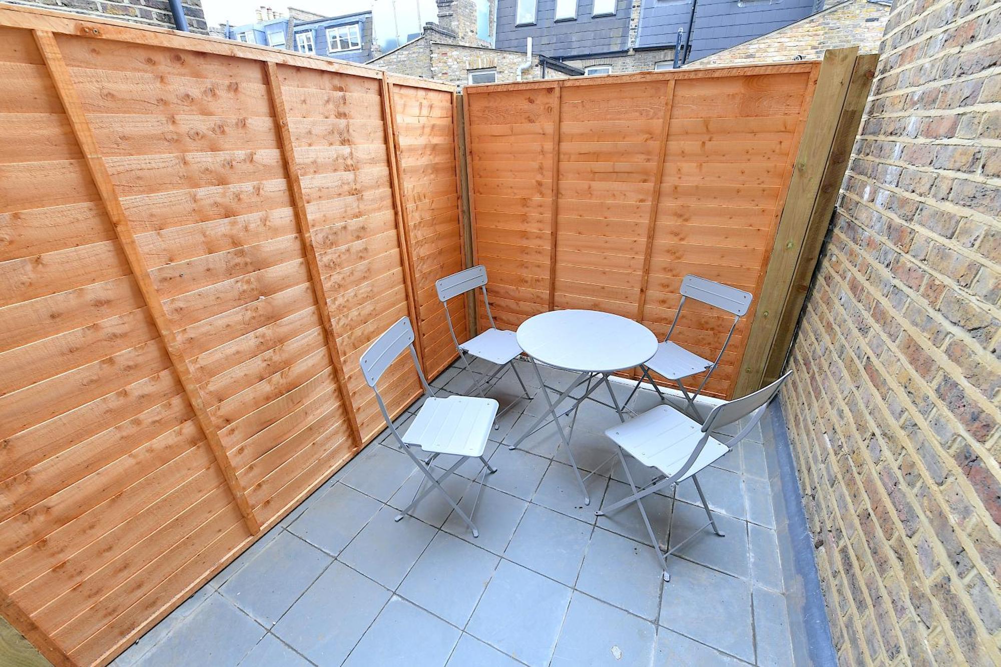 Apartment Luxury Fulham Close To Underground Newly Refurbished