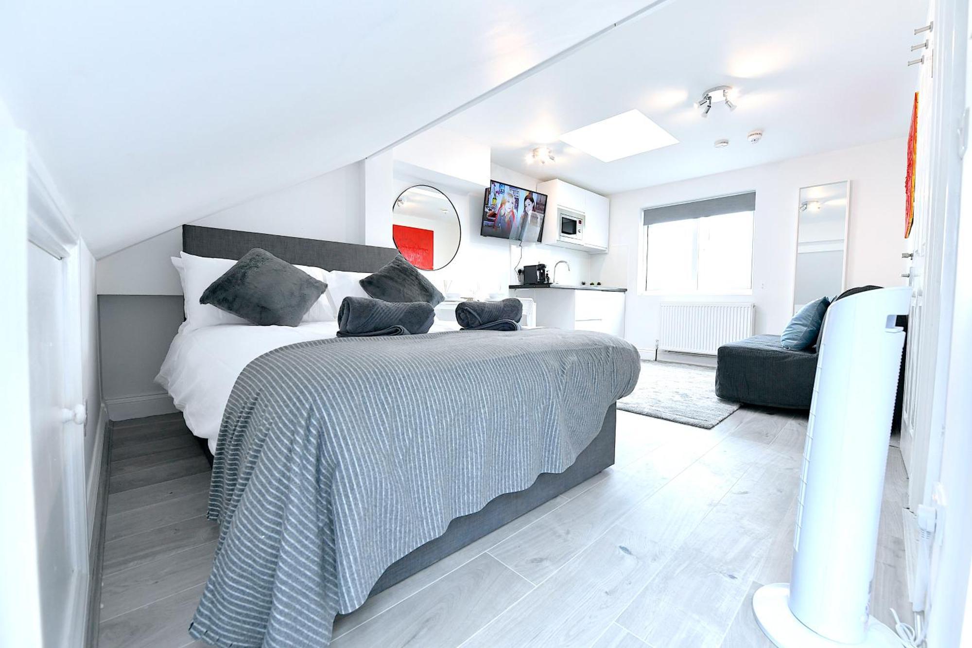 Luxury Fulham Close To Underground Newly Refurbished Apartment London