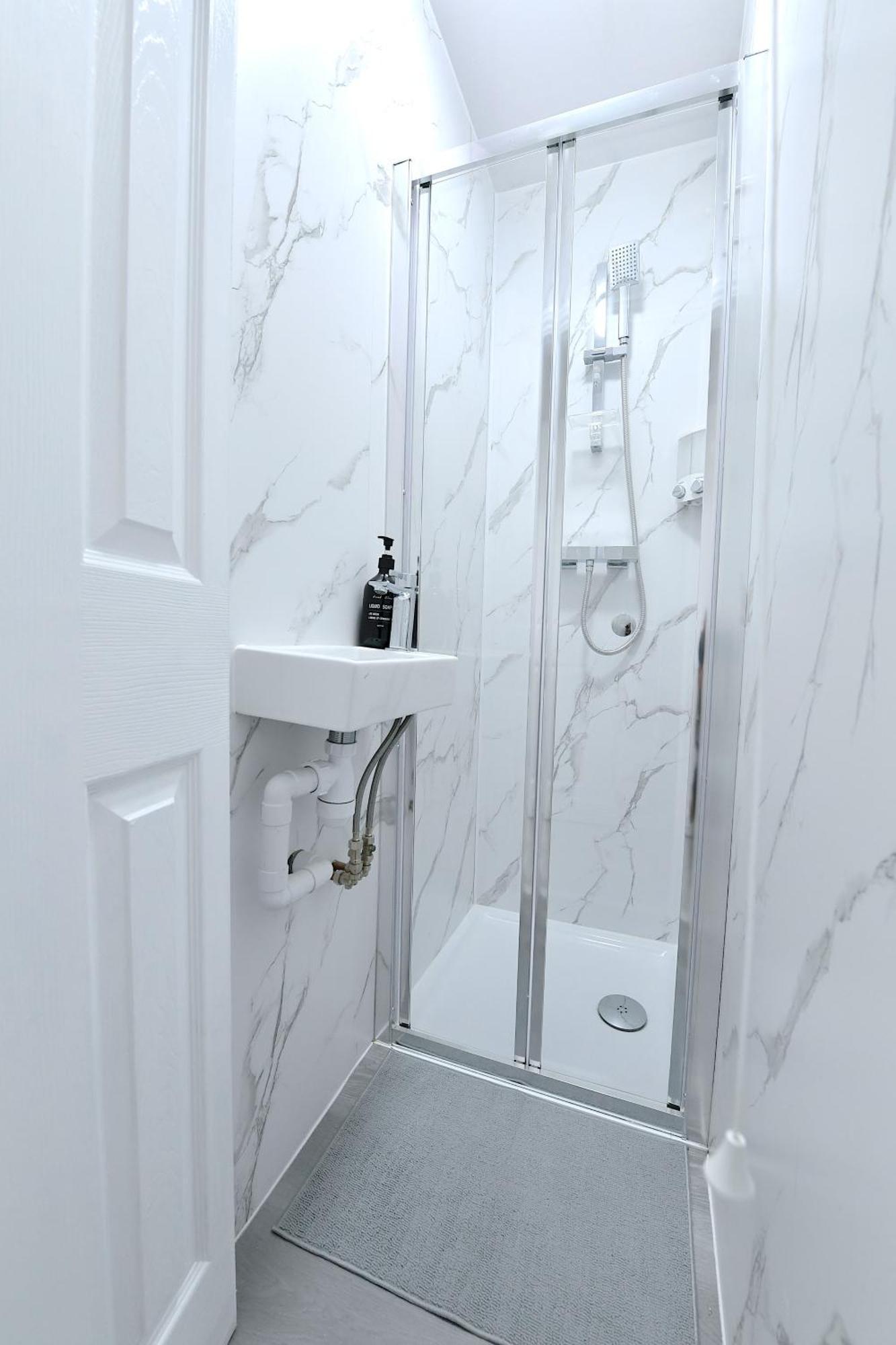 Luxury Fulham Close To Underground Newly Refurbished Apartment