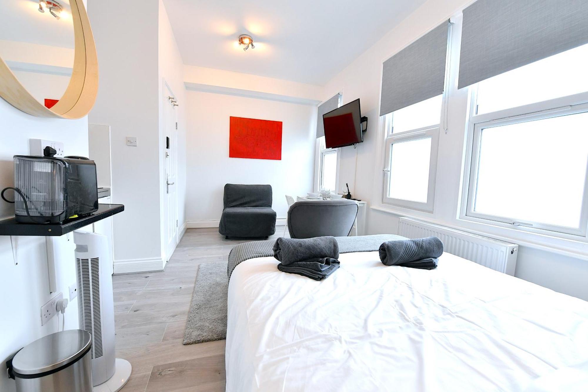 Luxury Fulham Close To Underground Newly Refurbished Apartment