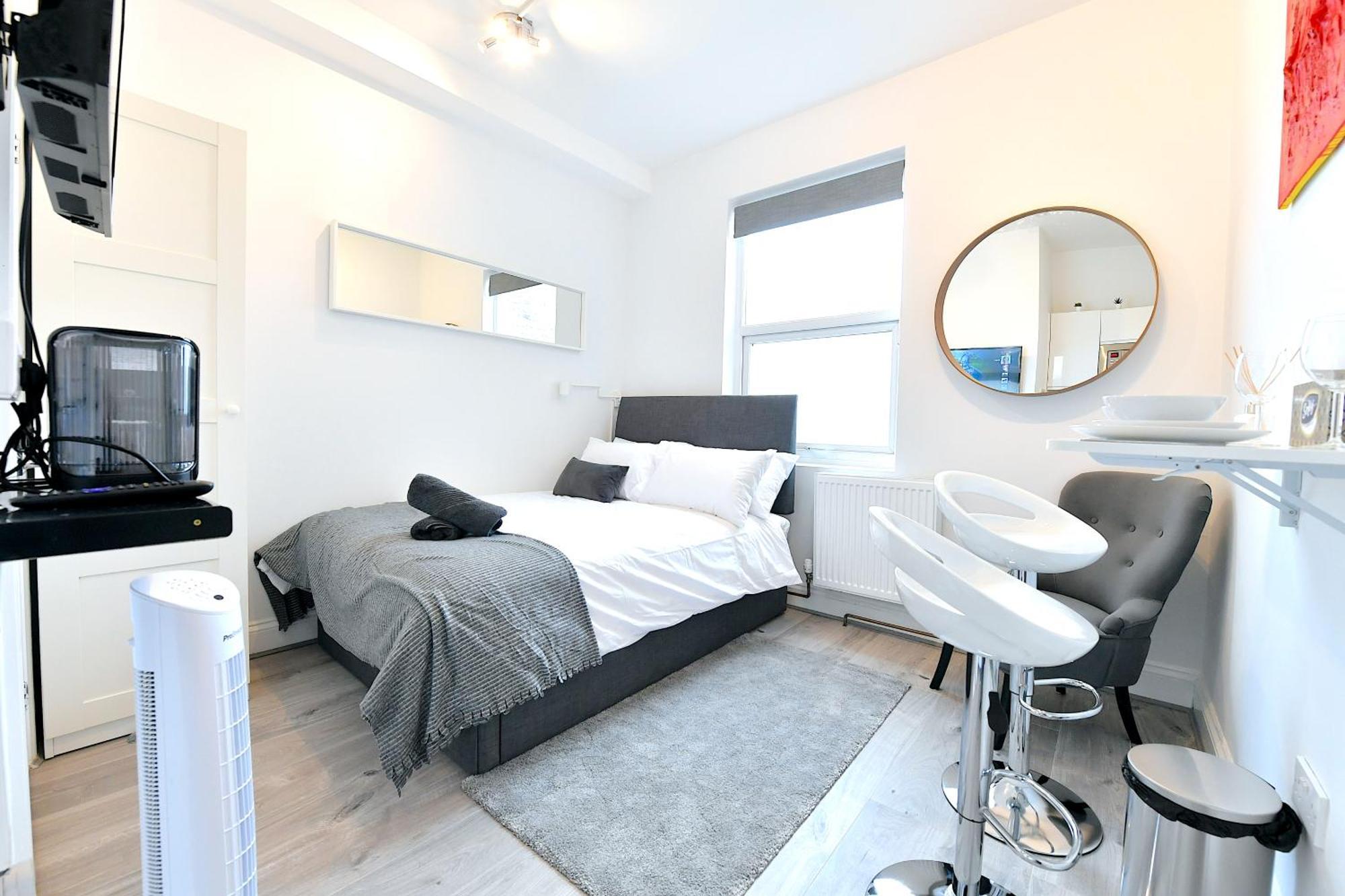 Luxury Fulham Close To Underground Newly Refurbished Apartment London